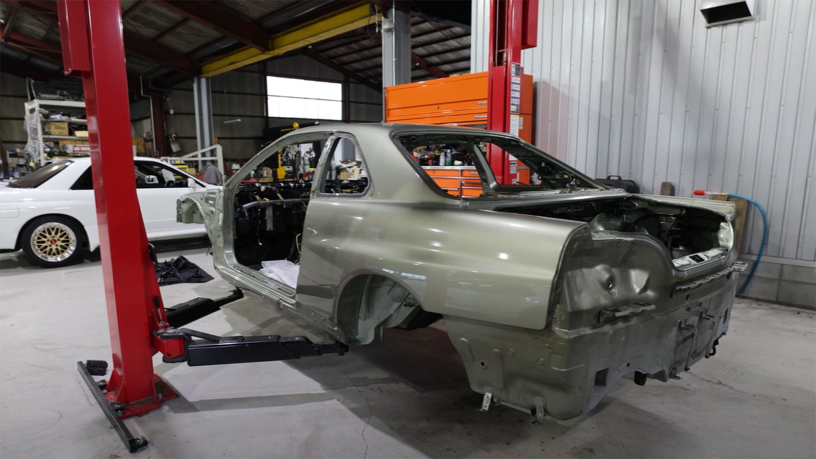 Take A Tour Of The Workshop Keeping Old Nissan Skyline GT-Rs Alive